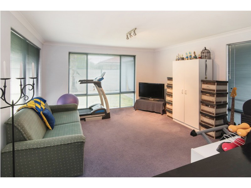 10 Clover Crescent, Busselton WA 6280