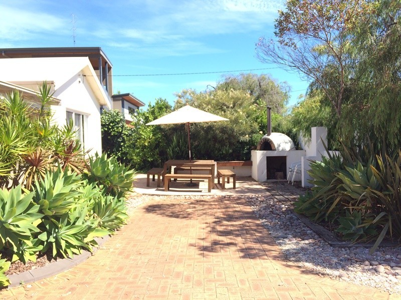 74A Gifford Road, Dunsborough WA 6281