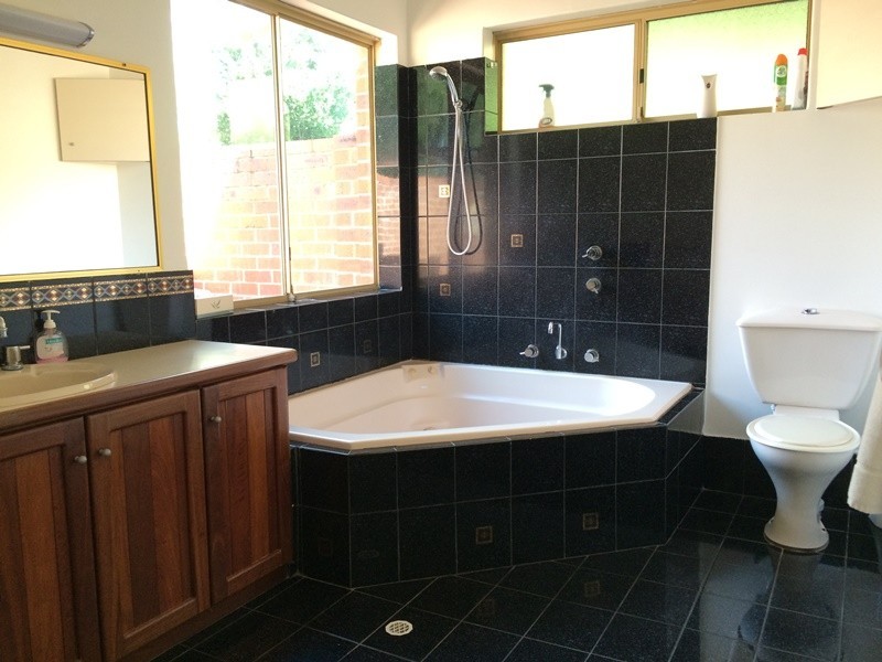 74A Gifford Road, Dunsborough WA 6281