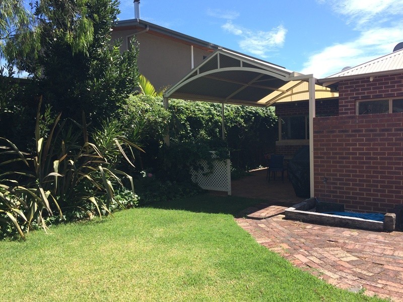74A Gifford Road, Dunsborough WA 6281