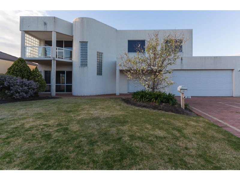 22 Turnberry Way, Pelican Point WA 6230