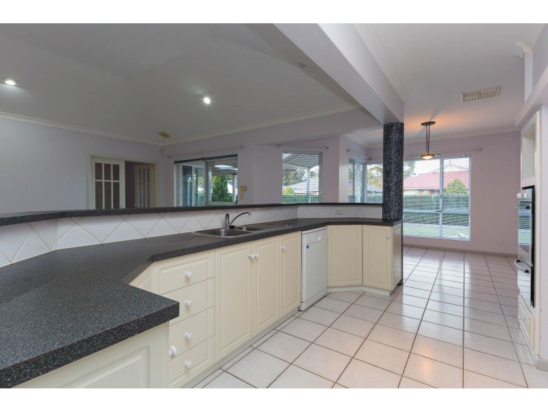 22 Turnberry Way, Pelican Point WA 6230
