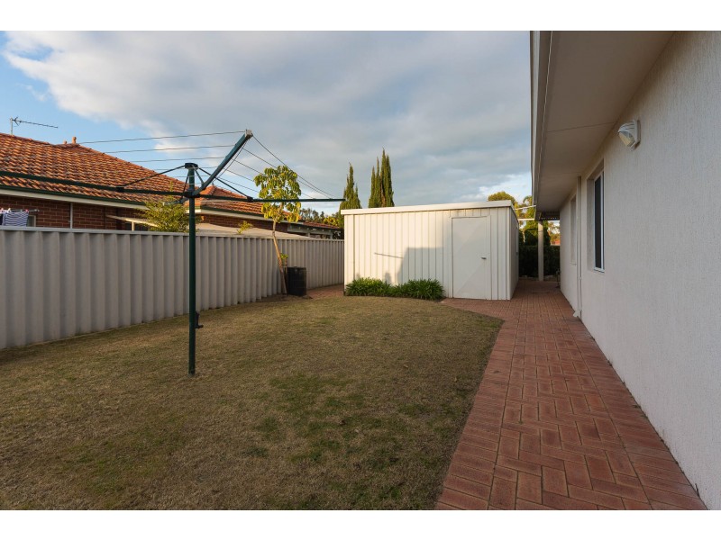 22 Turnberry Way, Pelican Point WA 6230
