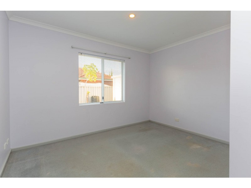 22 Turnberry Way, Pelican Point WA 6230