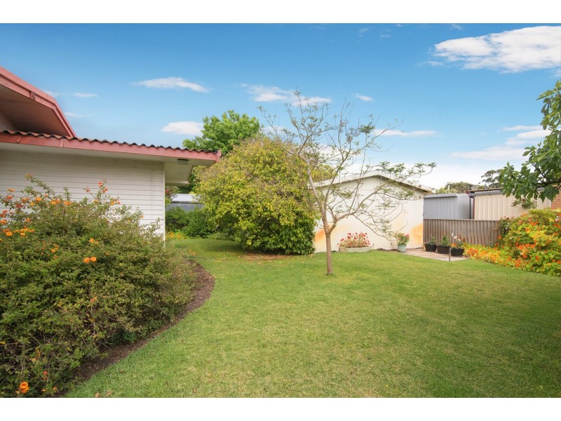 25 Derek Street, West Busselton WA 6280