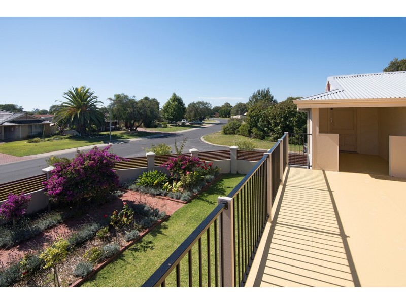 2 Pinnock Place, West Busselton WA 6280