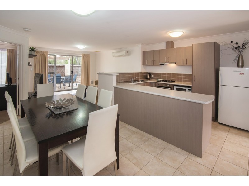 32/14 Little Colin Street, Broadwater WA 6280