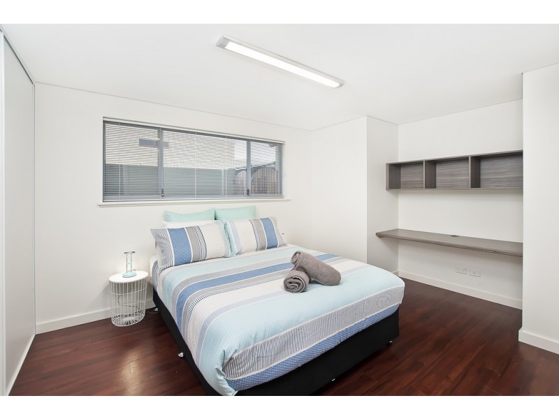 2/24 Freycinet Drive, Geographe WA 6280