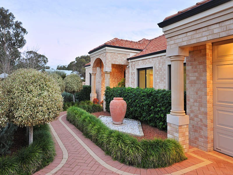 1 Joondalup Court, West Busselton WA 6280