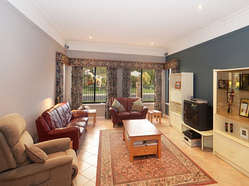 1 Joondalup Court, West Busselton WA 6280