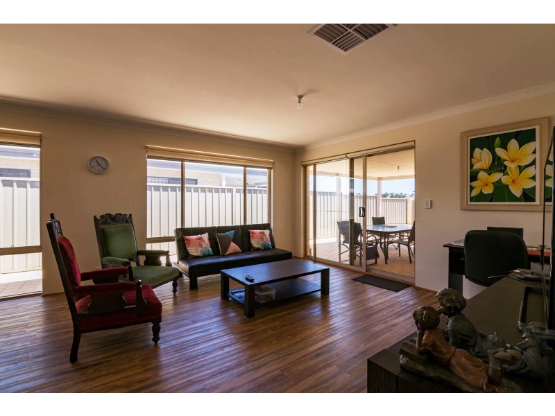 70 Napoleon Promenade, Kealy WA 6280