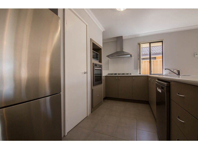 38 Sunflower Turn, Yalyalup WA 6280