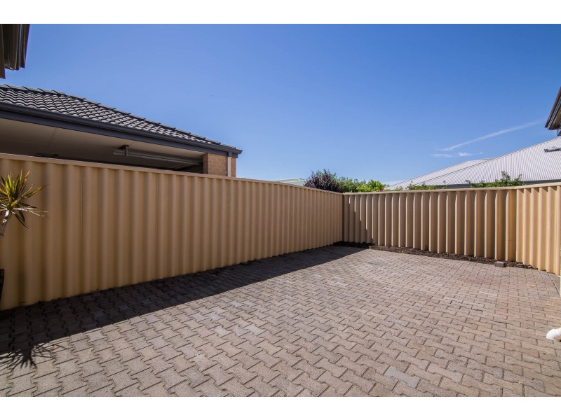 38 Sunflower Turn, Yalyalup WA 6280