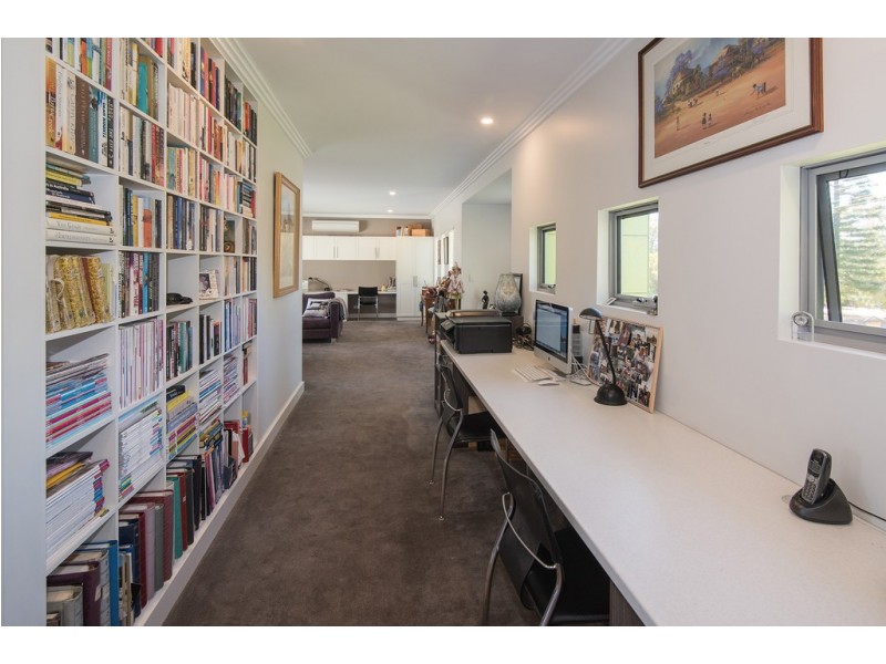 5 Julianne Street, Broadwater WA 6280