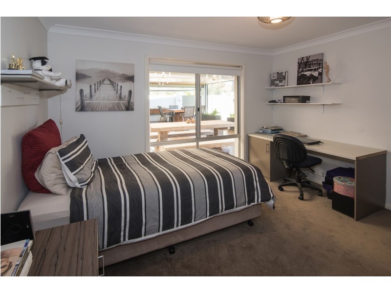 5 Julianne Street, Broadwater WA 6280