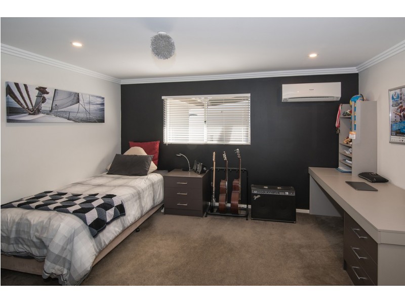 5 Julianne Street, Broadwater WA 6280