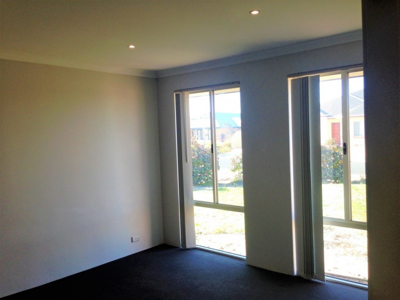 11 Koonak Street, Dalyellup WA 6230