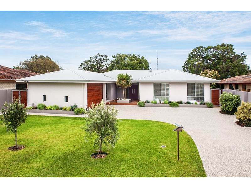 33 Glenleigh Road, West Busselton WA 6280