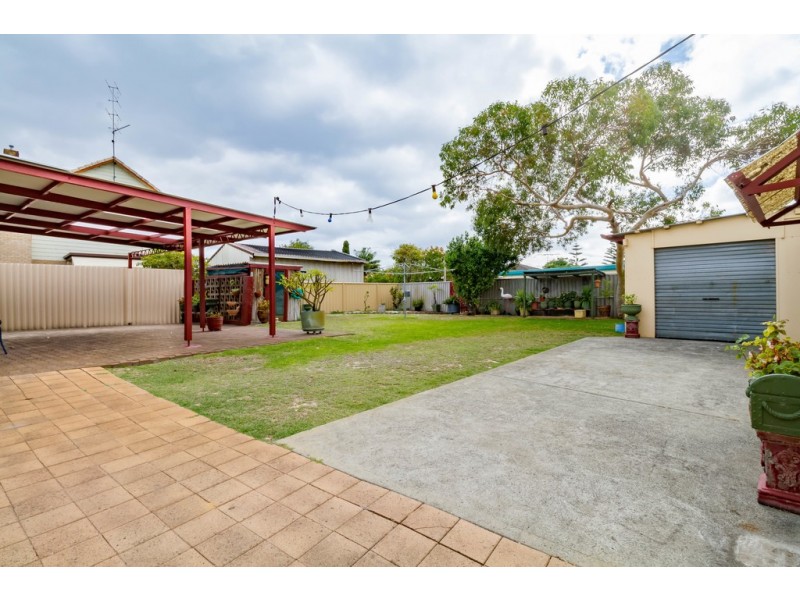 9 Myles Street, West Busselton WA 6280
