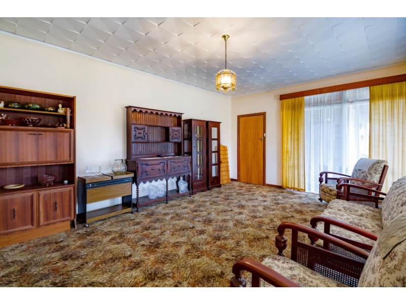 9 Myles Street, West Busselton WA 6280