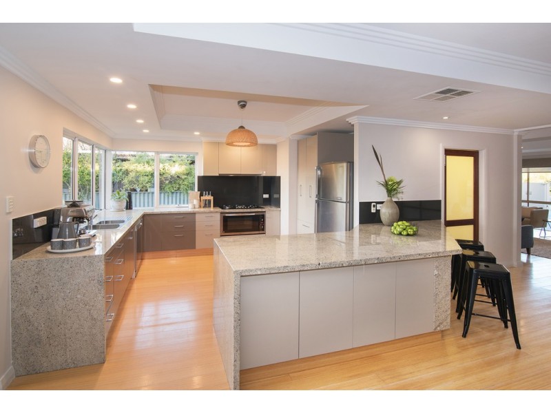 355 Marine Terrace, Geographe WA 6280