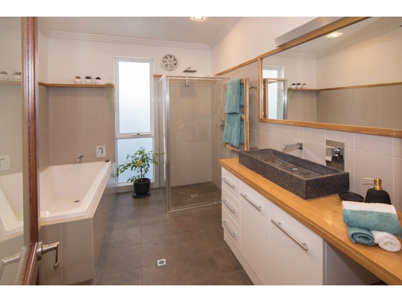 355 Marine Terrace, Geographe WA 6280