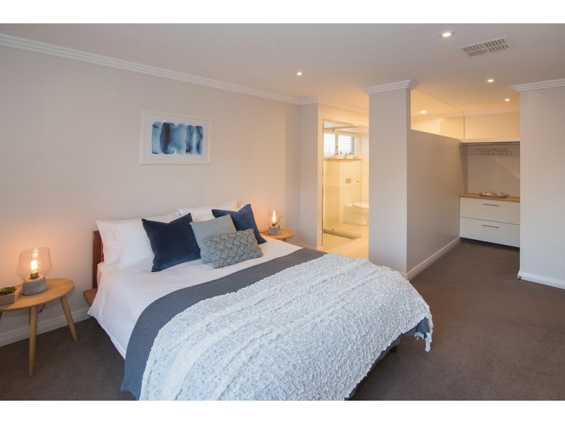 355 Marine Terrace, Geographe WA 6280