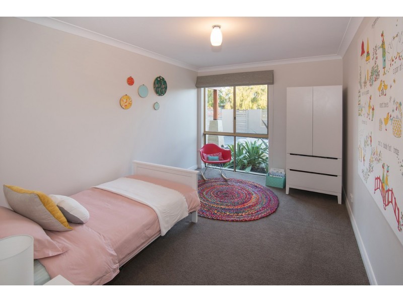 355 Marine Terrace, Geographe WA 6280