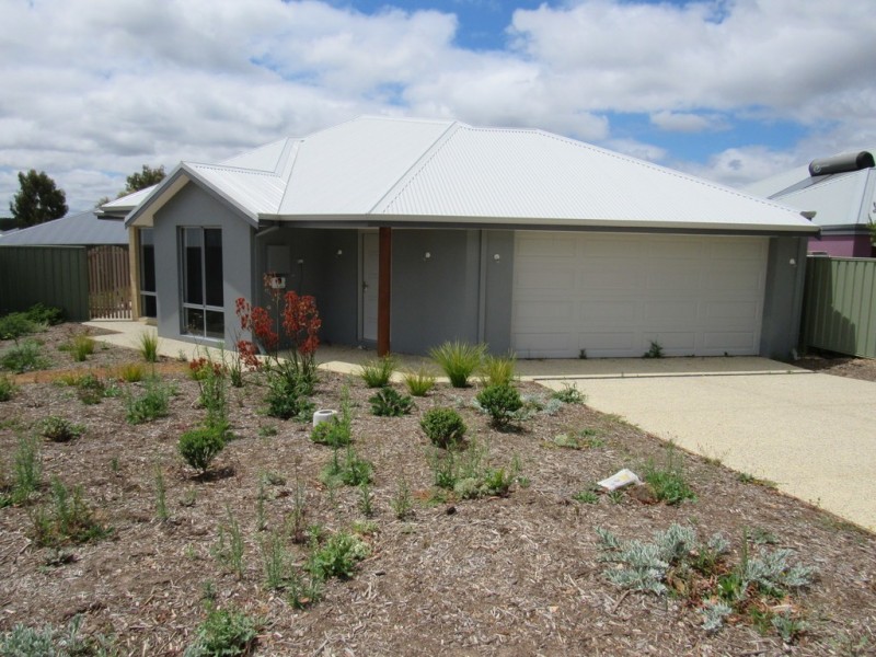 20 Sandalwood Drive, Margaret River WA 6285