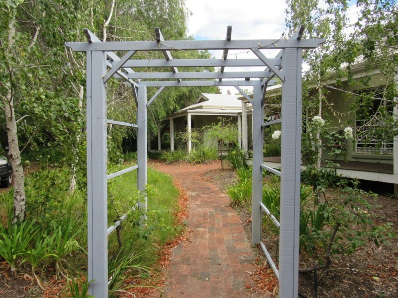 5 Waratah Court, West Busselton WA 6280