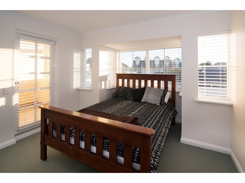 12/65 Spinnaker Boulevard, Geographe WA 6280