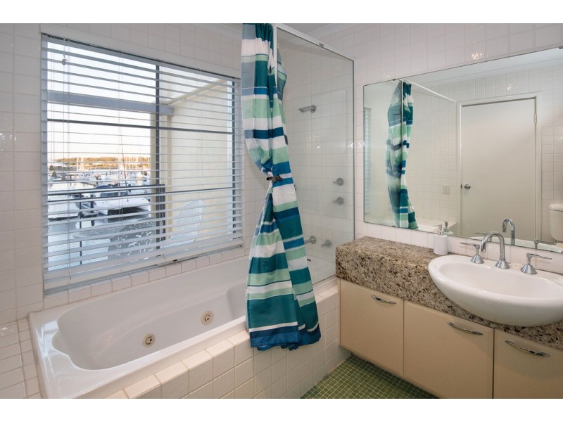 12/65 Spinnaker Boulevard, Geographe WA 6280