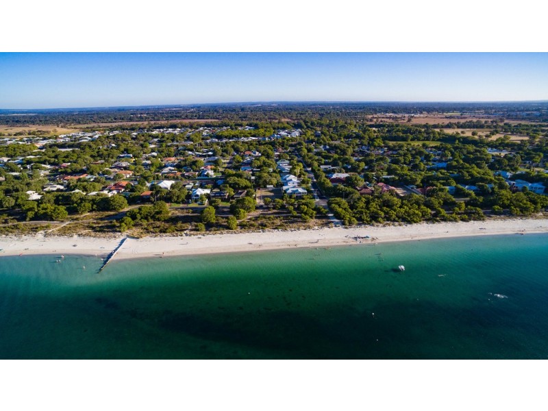 582 Geographe Bay Road, Abbey WA 6280