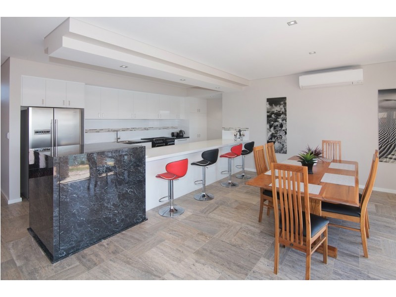 1/9 Bernier RTT, Geographe WA 6280