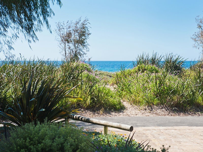 16/12 Little Colin Street, Broadwater WA 6280