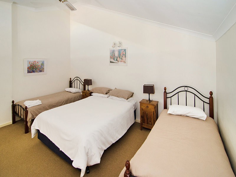 16/12 Little Colin Street, Broadwater WA 6280