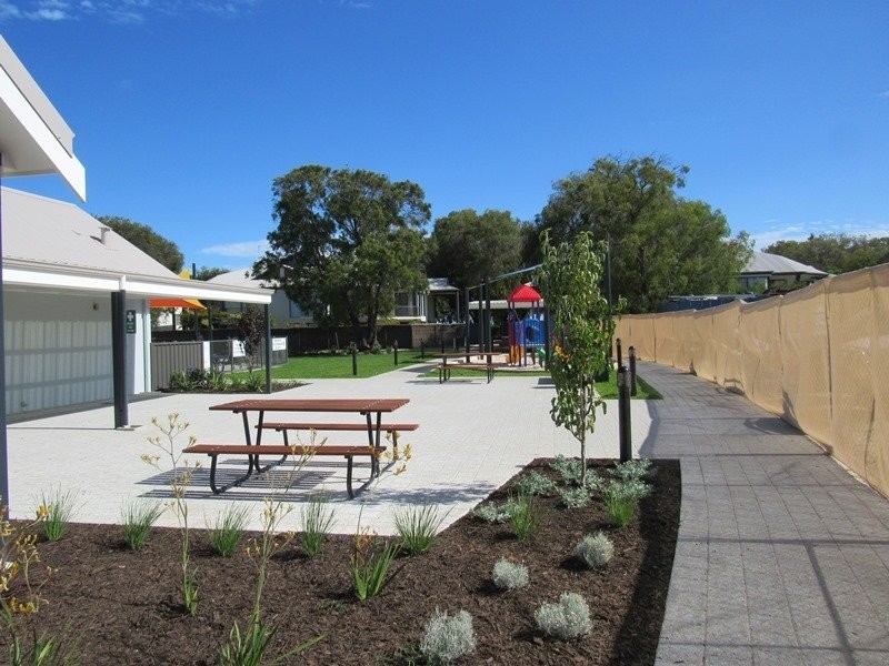 16/12 Little Colin Street, Broadwater WA 6280