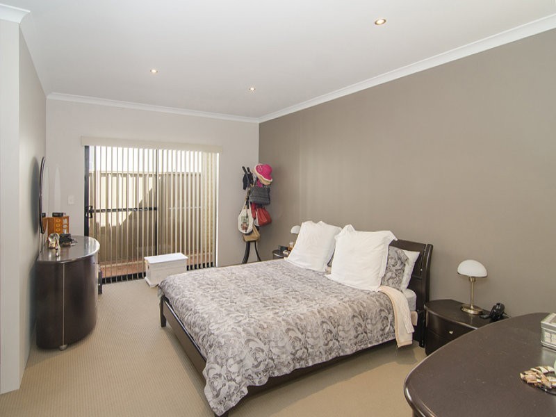 20 Mainsail Street, Geographe WA 6280