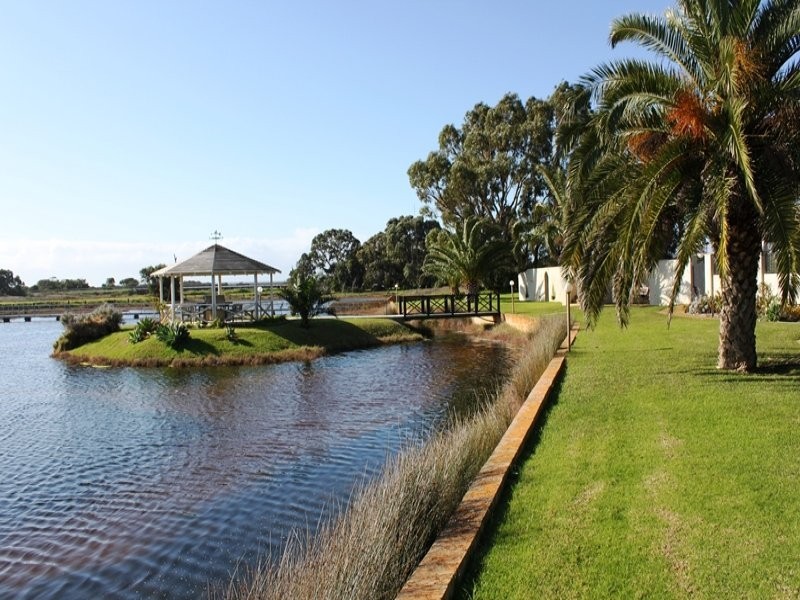 24 Lockville Road, Wonnerup WA 6280