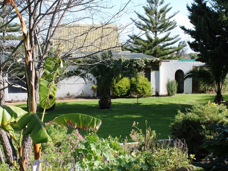 24 Lockville Road, Wonnerup WA 6280