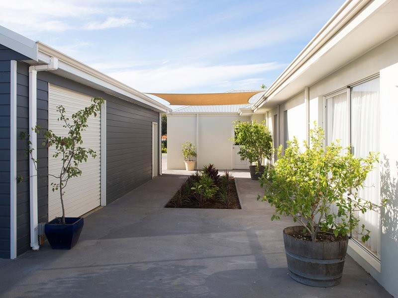 9 Hawker Approach, Yalyalup WA 6280