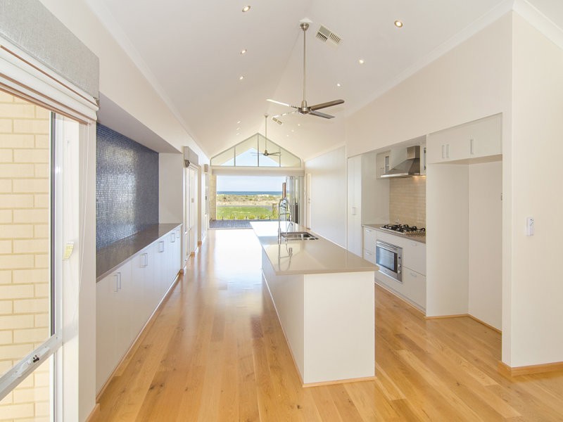 930 Geographe Bay Road, Geographe WA 6280