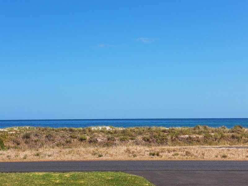 930 Geographe Bay Road, Geographe WA 6280