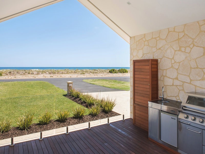 930 Geographe Bay Road, Geographe WA 6280