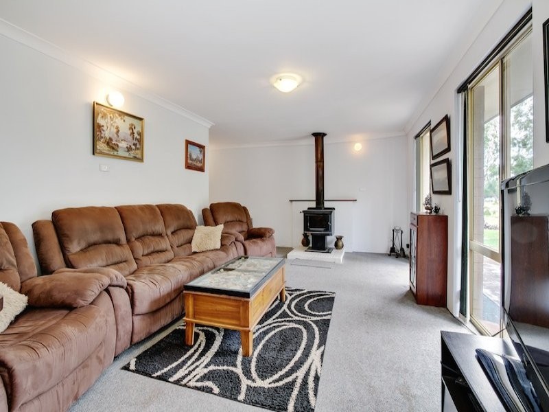 69 Cookworthy Road, Broadwater WA 6280