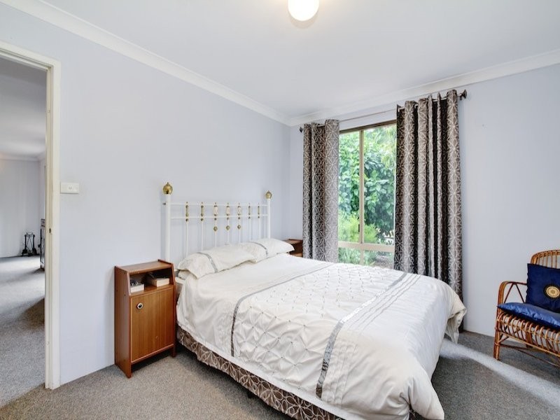 69 Cookworthy Road, Broadwater WA 6280