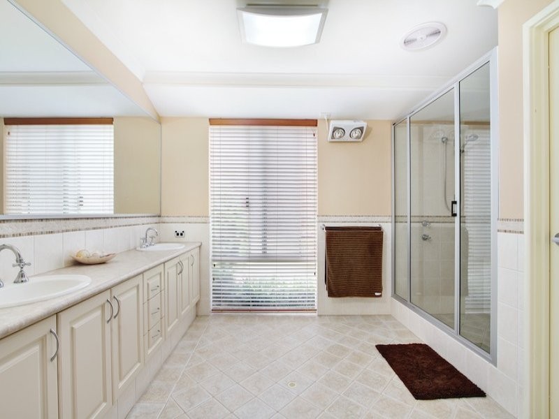 9 Lincoln Street, Abbey WA 6280