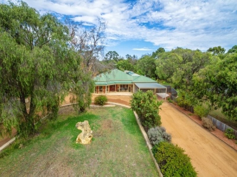 46 Kalgaritch Avenue, West Busselton WA 6280