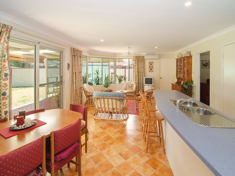 148 College Avenue, West Busselton WA 6280