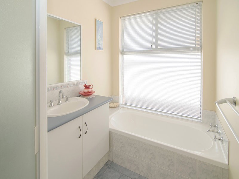 148 College Avenue, West Busselton WA 6280